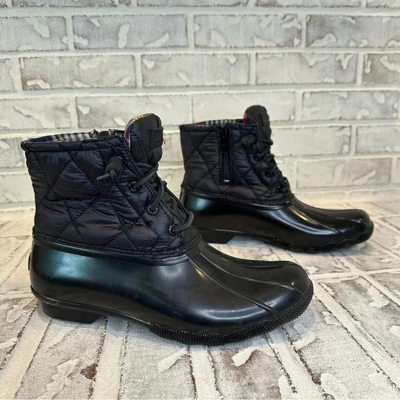 Sperry Women's Saltwater Nylon Quilt Rain Boot Black Size 9 - Picture 2 of 12